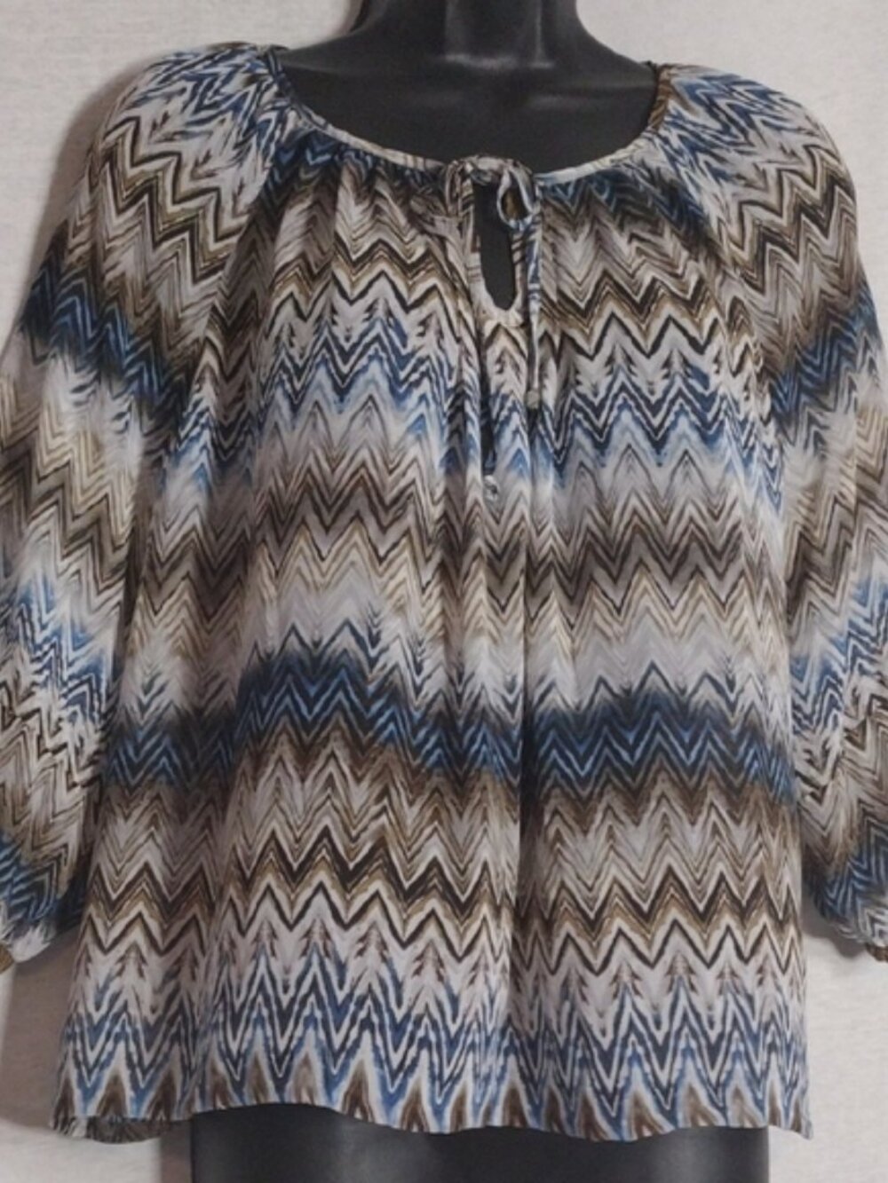 Zac & Rachel Blue and Brown Chevron Print Sheer Blouse Size Medium - Picture 7 of 7